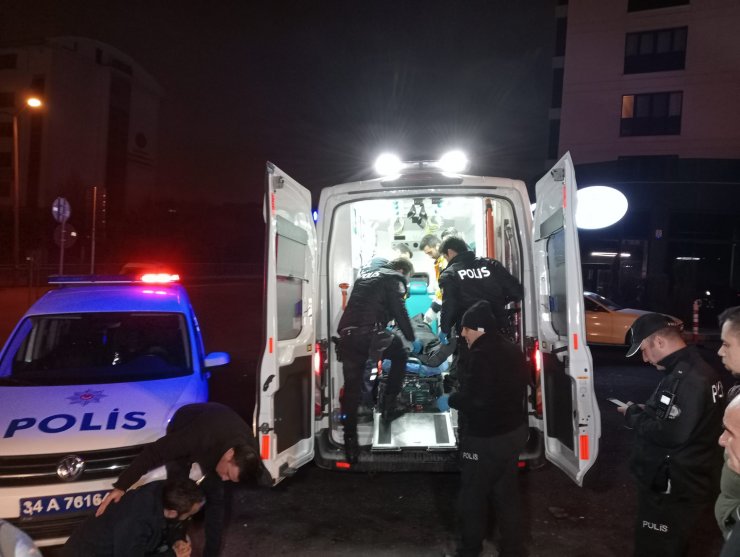 Refüje çarpan minibüsün sürücüsü hayatını kaybetti