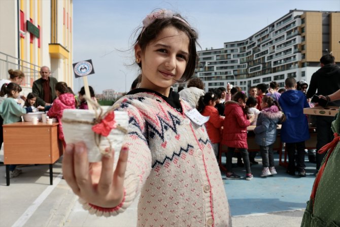 Konya'da depremzede öğrenciler "Geleceğe Umut" tohumları ekti