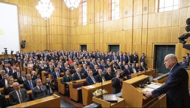 Bahçeli'den Akşener'e: Bir kere satan yine satar