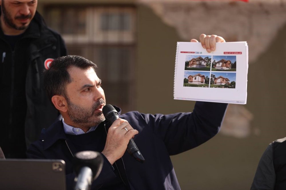 Bakan Kurum'dan açıklama: "1,5 milyon konutu 5 yılda yapacağız”