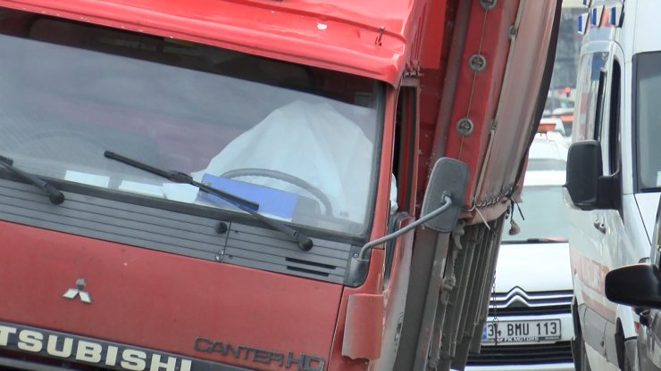 Direksiyon başında kalp krizi geçirip öldü