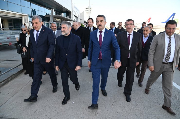 Bakan Kurum: Deprem bölgesinde 5 milyon 4 bin bağımsız bölüm incelendi