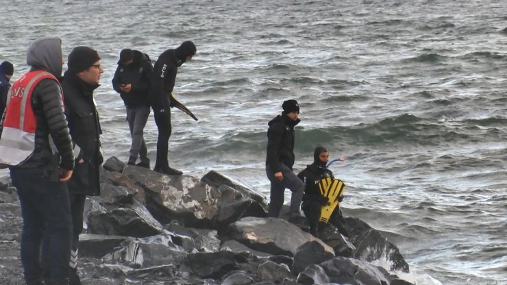 Ceset ihbarı ekipleri harekete geçirdi