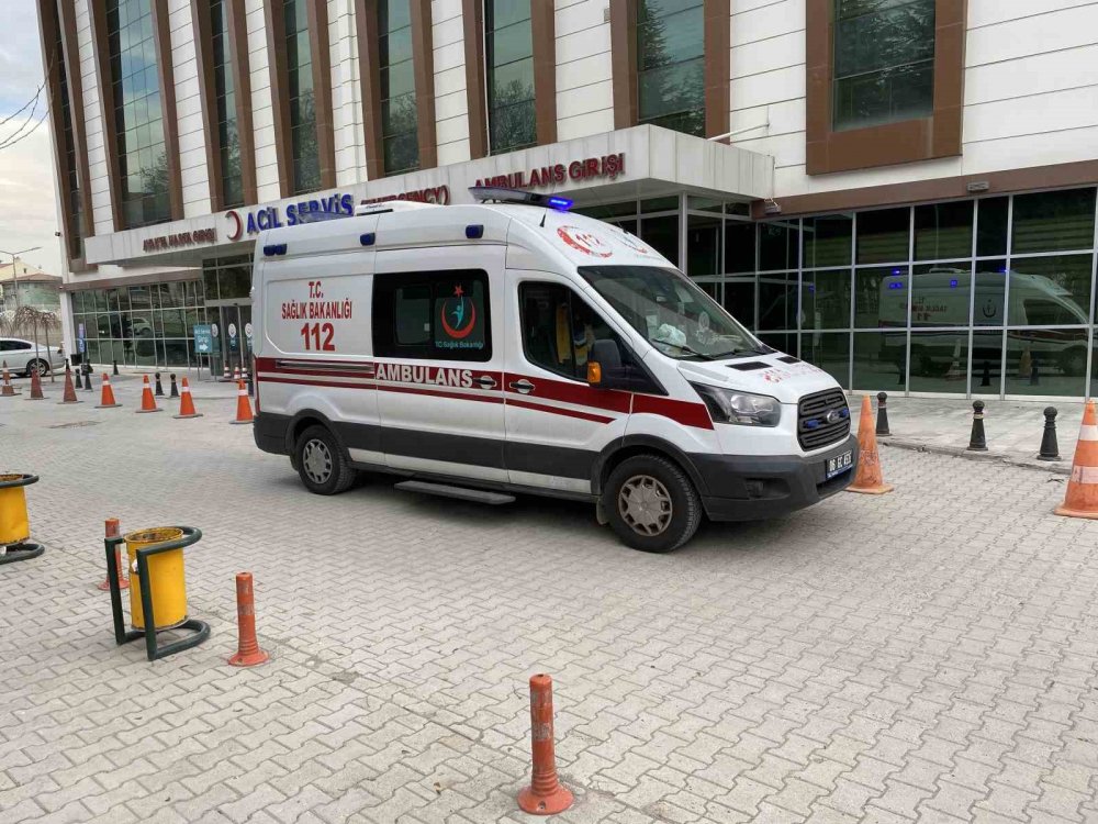 Konya'da tırın dorsesinden düşen şahıs yaralandı