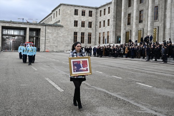 Konyalı eski bakanlardan Vefa Tanır için TBMM'de tören düzenlendi