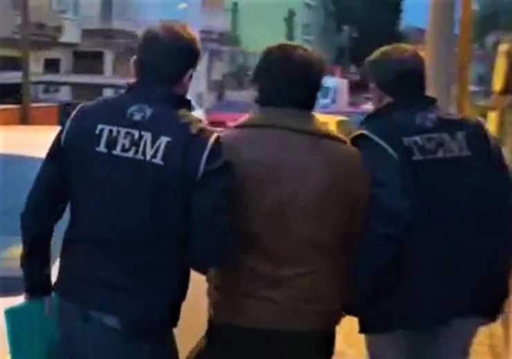 Balıkesir merkezli 3 ilde FETÖ operasyonu: 8 gözaltı