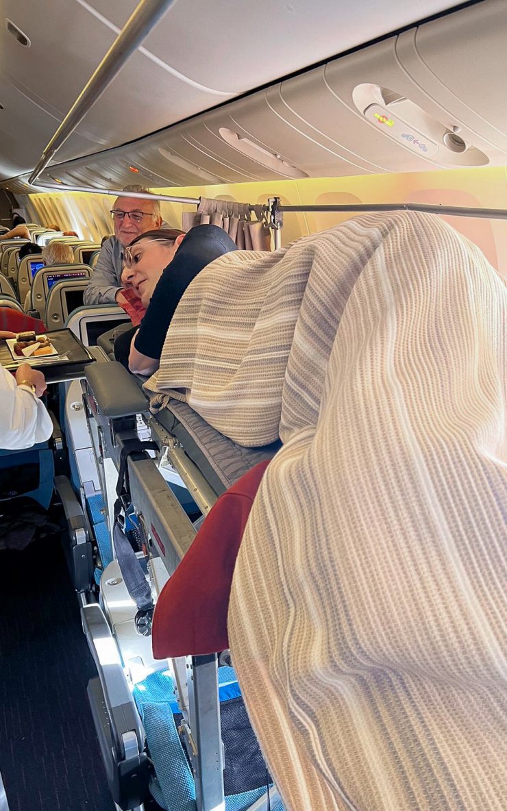 Dünyanın en uzun boylu kadını Rumeysa Gelgi ABD'den döndü