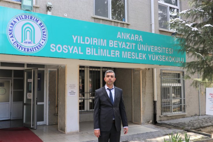 Üniversitede şoförlükten akademisyenliğe