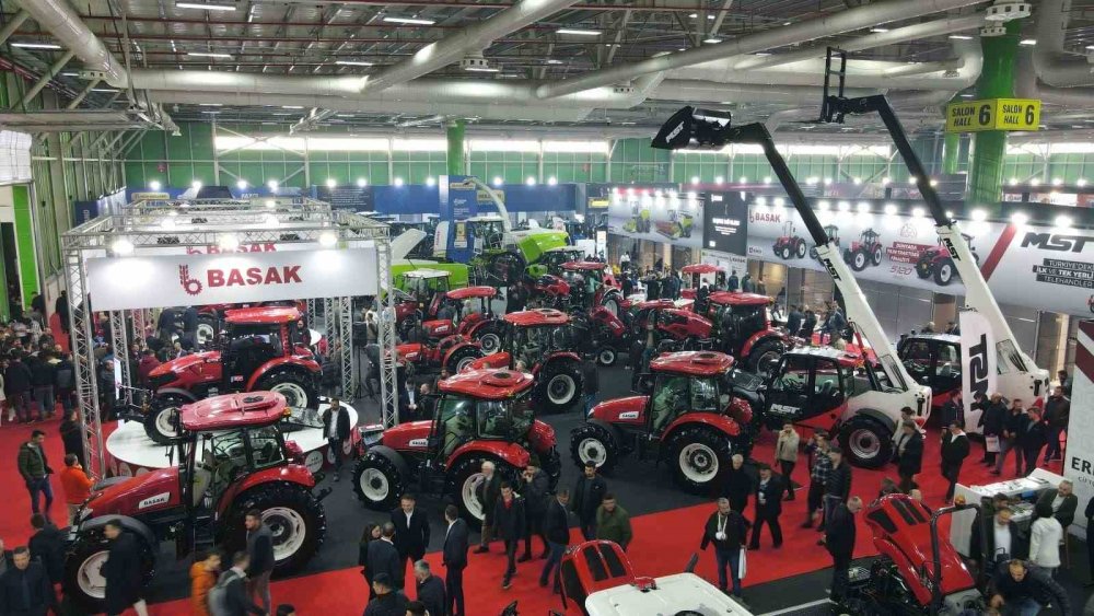 Başak Traktör’ün yeni ürünleri Konya Tarım Fuarı’nda görücüye çıktı