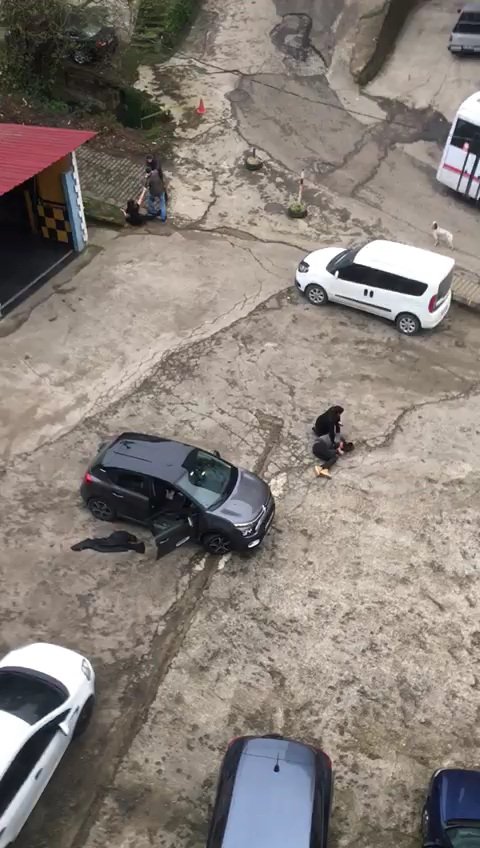 'Trafik cezası' nedeniyle tartıştığı arkadaşını öldürdü