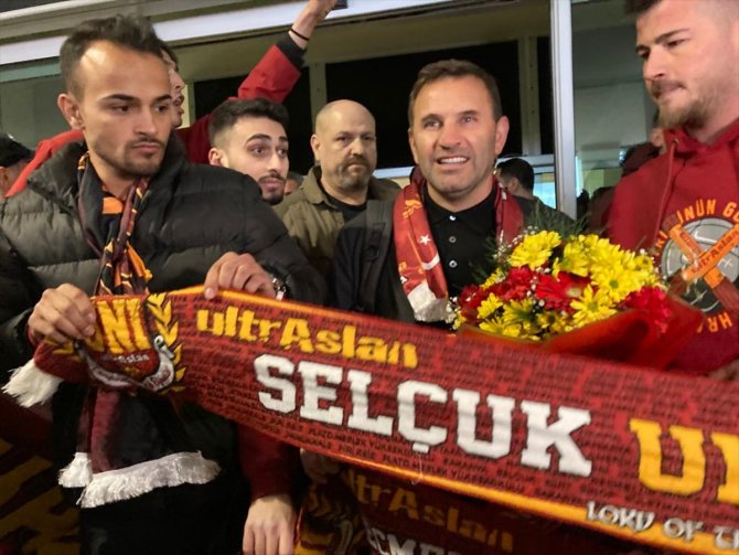 Galatasaray kafilesi Konya'ya geldi