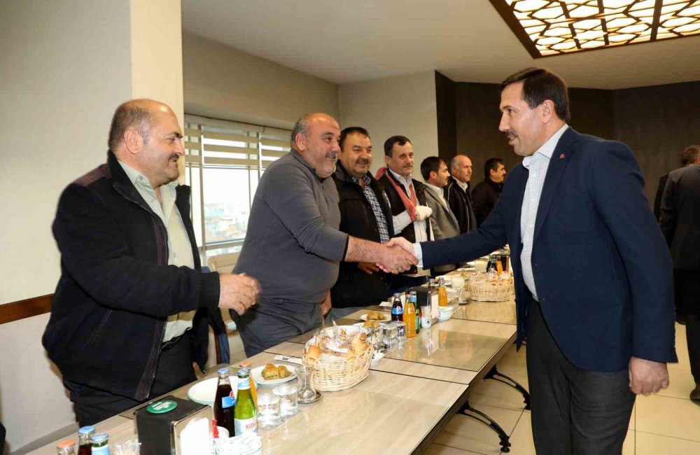 "Tüm Türkiye Konya'yı ve Konya belediyelerini konuşuyor"