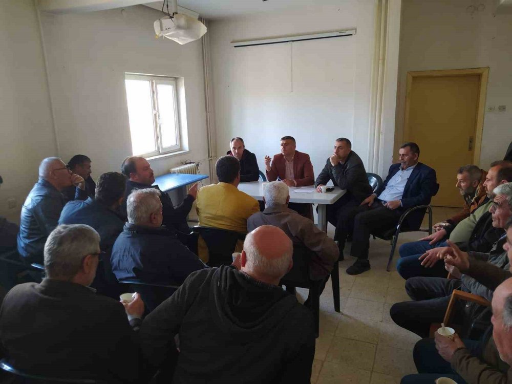 Türkiye'nin organik çilek üreticisi konumundaki Konya'nın Hüyük ilçesinde günlük yevmiye ücreti belli oldu