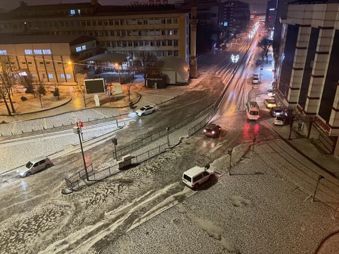 Gaziantep'te sağanak ve dolu etkili oldu