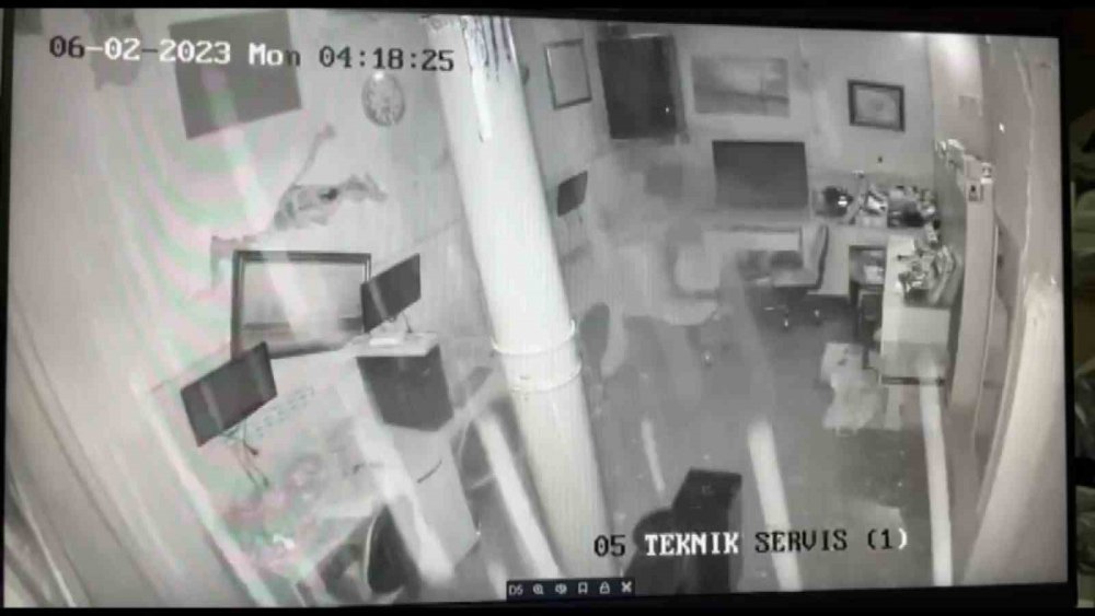 Depremin yeni görüntüleri ortaya çıktı