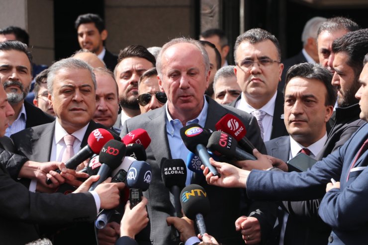 Muharrem İnce, cumhurbaşkanı adaylığı için YSK'ya başvurdu