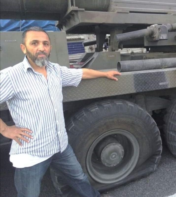 Camide çıkıp, sokağa taşan tartışmada başından darbedildi; kurtarılamadı