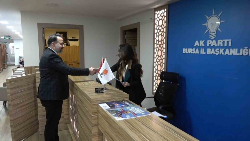 Kendi AK Parti'den babası CHP'den aday adayı oldu