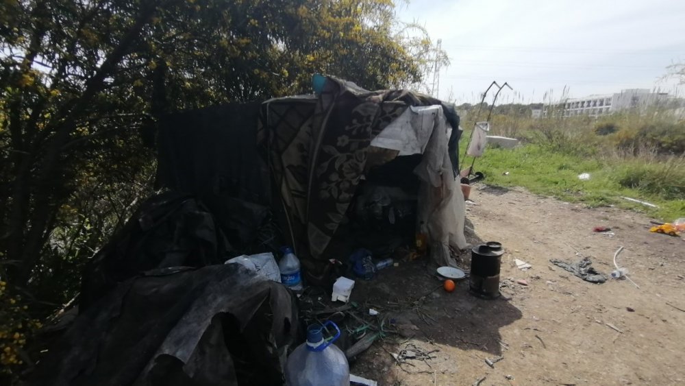 Hurdacı kaldığı barakada yaralı bulundu