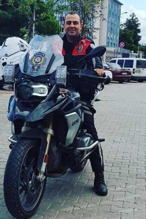 Polis motosikleti çekici ile çarpıştı: 1 polis şehit oldu