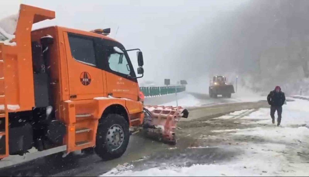 Kar yağışı kazayı beraberinde getirdi