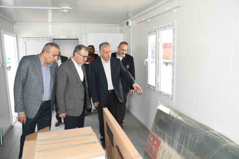 KSO ve Konya OSB’nin konteynerleri İskenderun’a yola çıktı