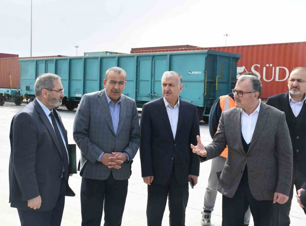 KSO ve Konya OSB’nin konteynerleri İskenderun’a yola çıktı