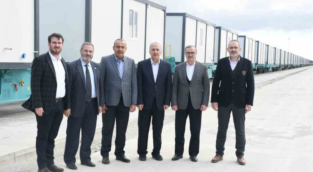 KSO ve Konya OSB’nin konteynerleri İskenderun’a yola çıktı