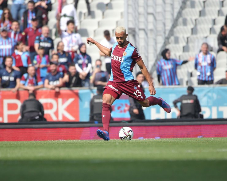 1 yıl daha sözleşmesi vardı! Trabzonspor’da ayrılık