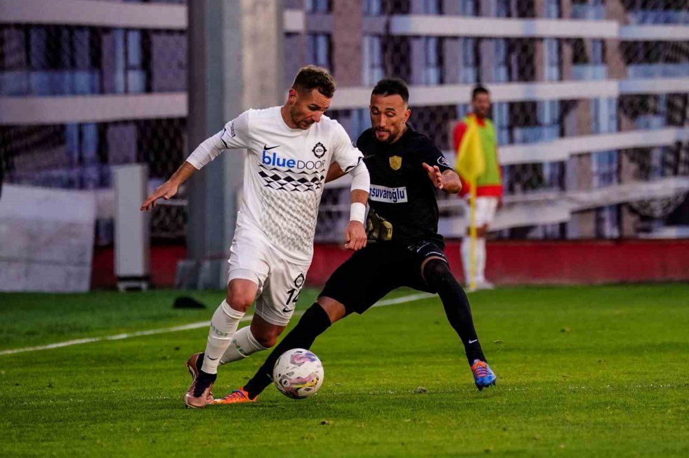 6 gollü maçta kazanan Altay oldu