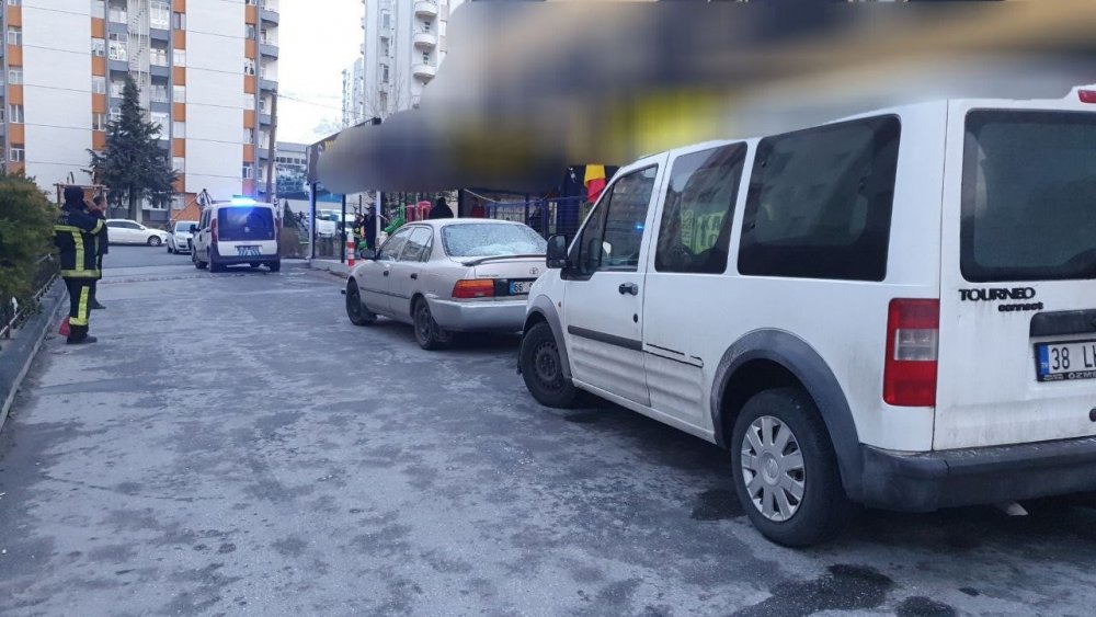 Bunalımda olan şahıs iş yerinde hayatına son verdi