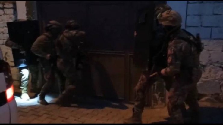 Diyarbakır'da hırsızlık şebekesine operasyonda 12 tutuklama