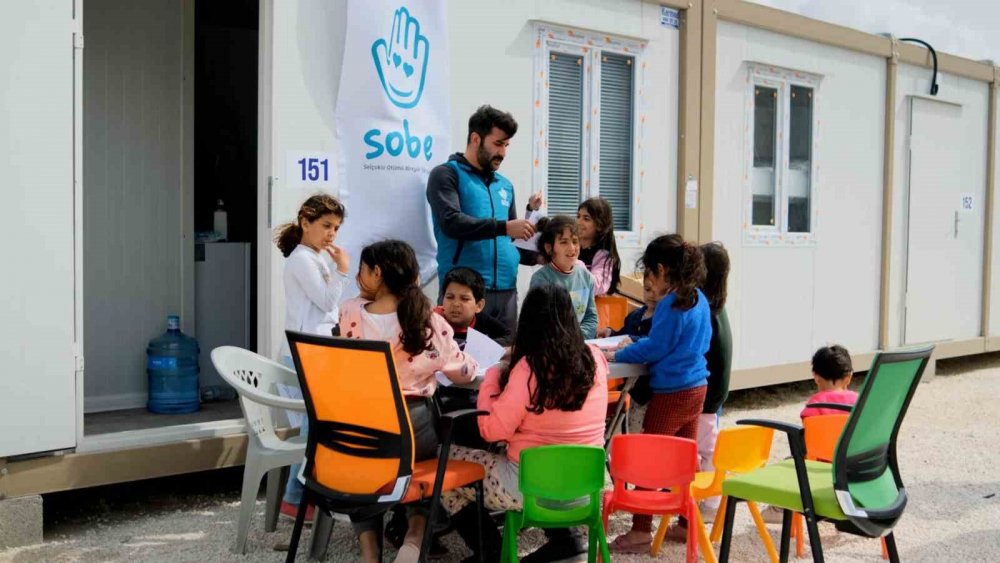 Konya, deprem bölgesindeki ’otizmli özel çocukları’ unutmadı
