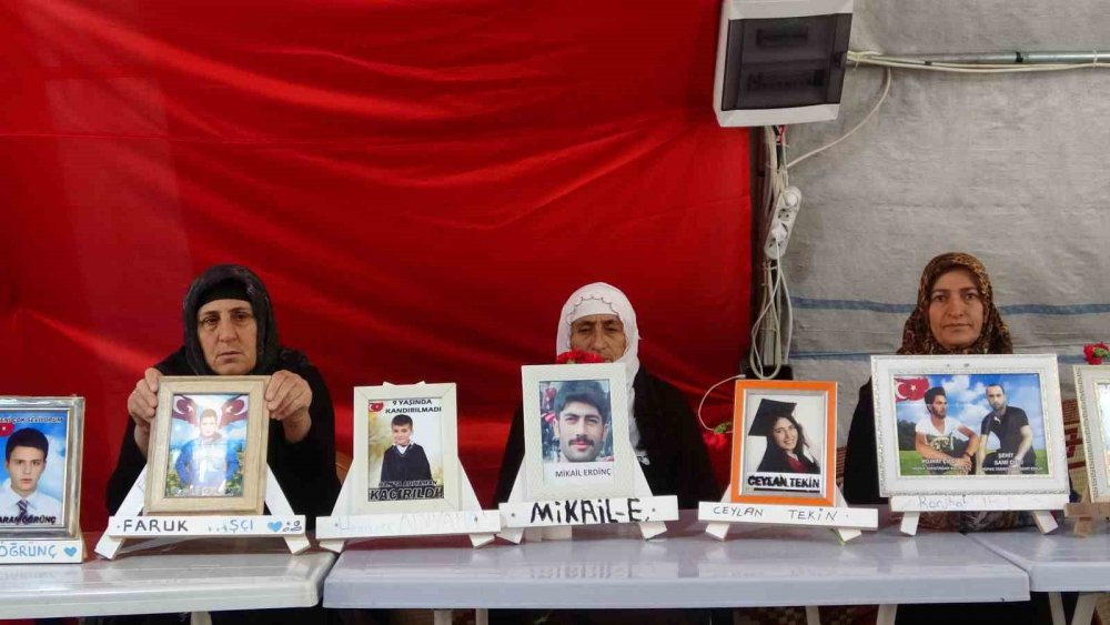 Evlat nöbetindeki aileler, HDP’lilerin kendi çocuklarını dağa götürmeleri çağrısında bulundu