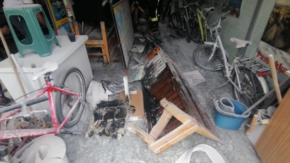 Tur firmasında çıkan yangın korkuttu