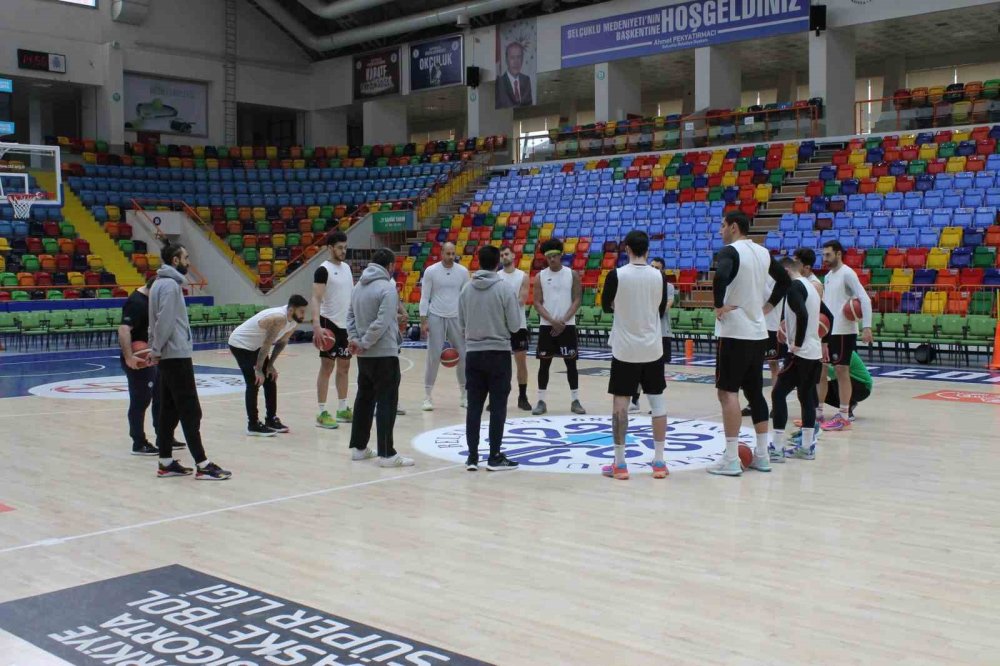 Konyaspor Basketbol'da ligde kalma hesapları