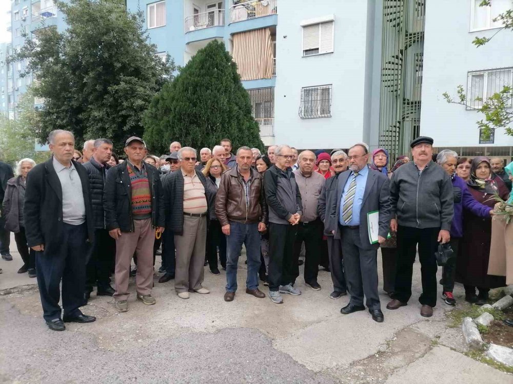 590 daireli sitede ’karot’ gerginliği sürüyor