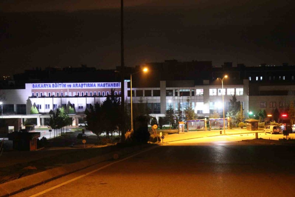 27 yaşındaki hemşire evinde boğazı kesik halde ölü bulundu