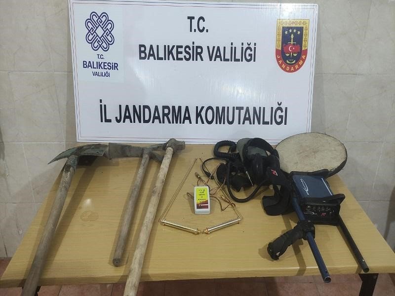 Balıkesir’de jandarmadan uyuşturucu operasyonu