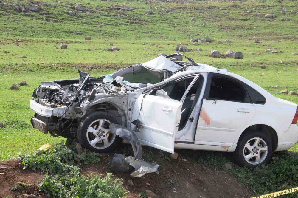 Feci kaza: 2 ölü, 8 yaralı