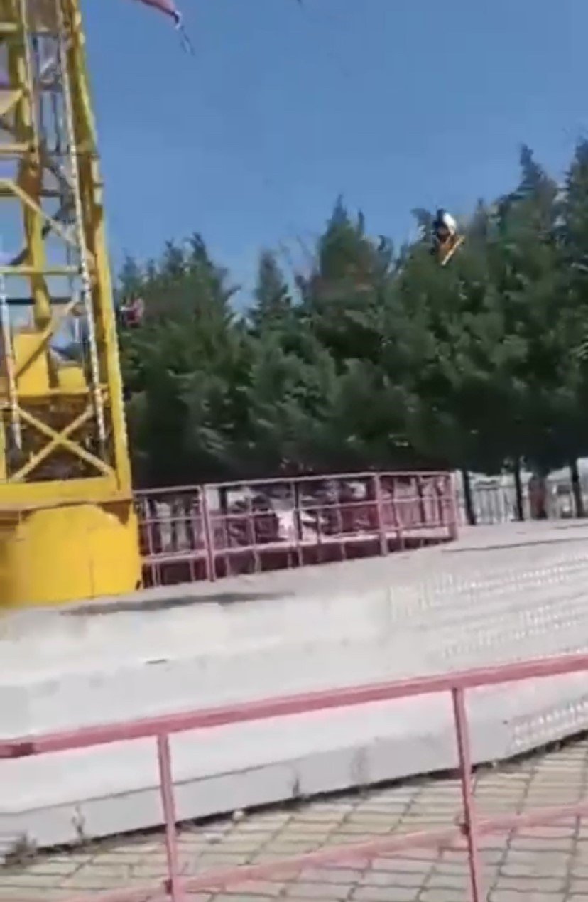 Lunapark kazası: 17 yaralı