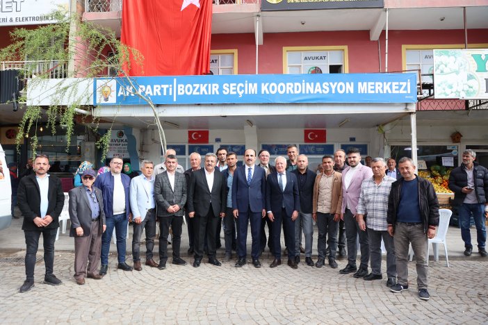 ak-parti-bozkir-secim-merkezi.jpg