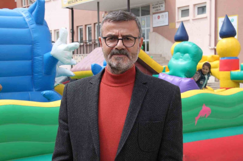 Öğretmenler bu sefer depremzede çocuklar için el ele verdi