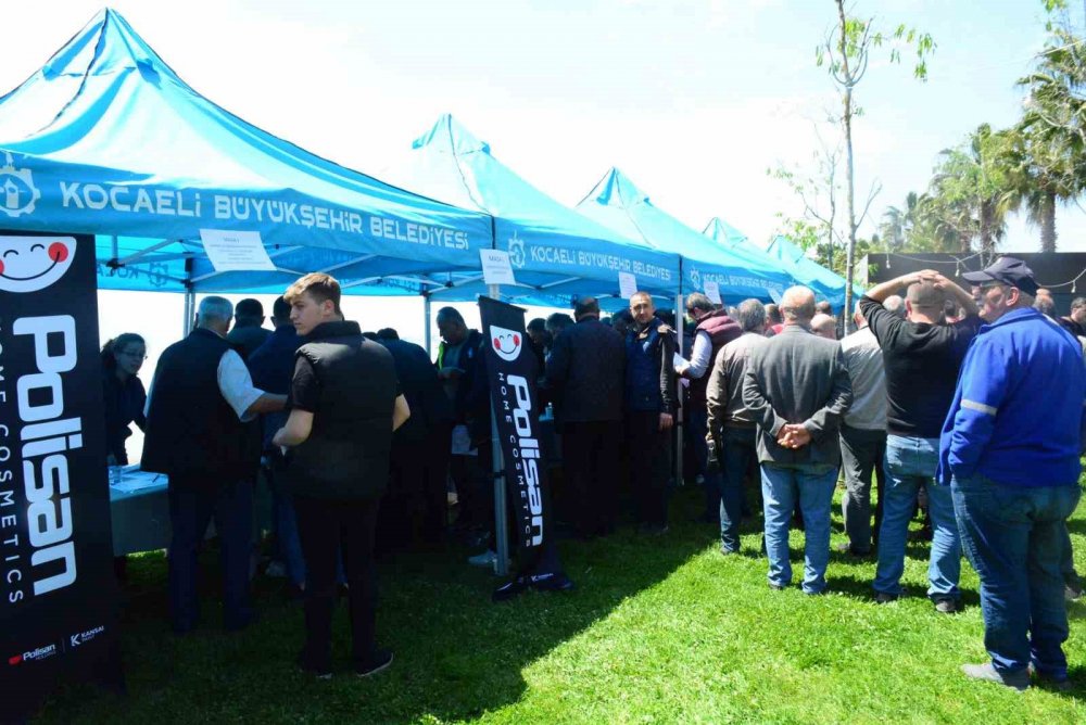 Küçük ölçekli balıkçılara malzeme desteği