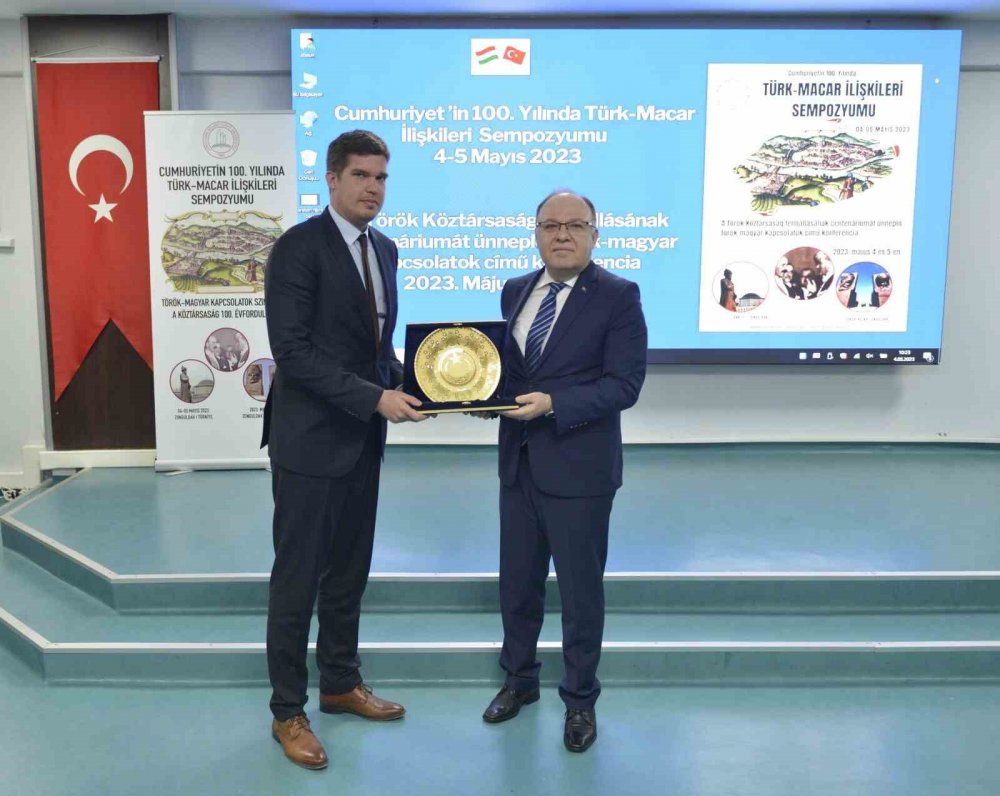 'Türkiye'de bize sempatiyle yaklaşıyorlar'