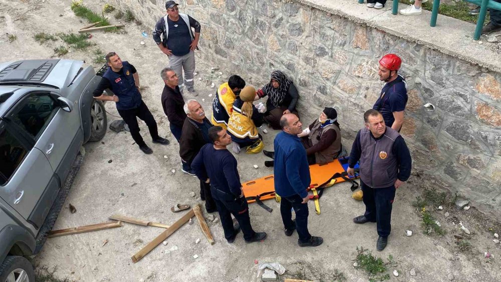 Konya'daki kazada derenin boş olması faciayı önledi!