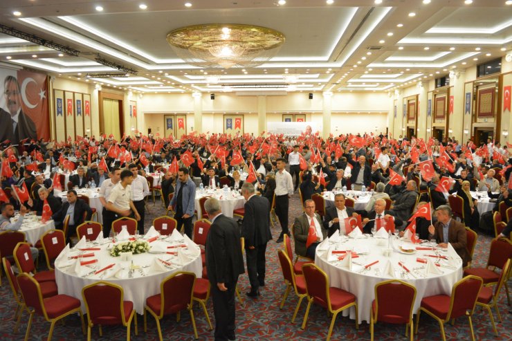 Bakan Çavuşoğlu: Gaz arama gemilerimizde çalışan yabancı teknisyenlere bile baskı yaptılar