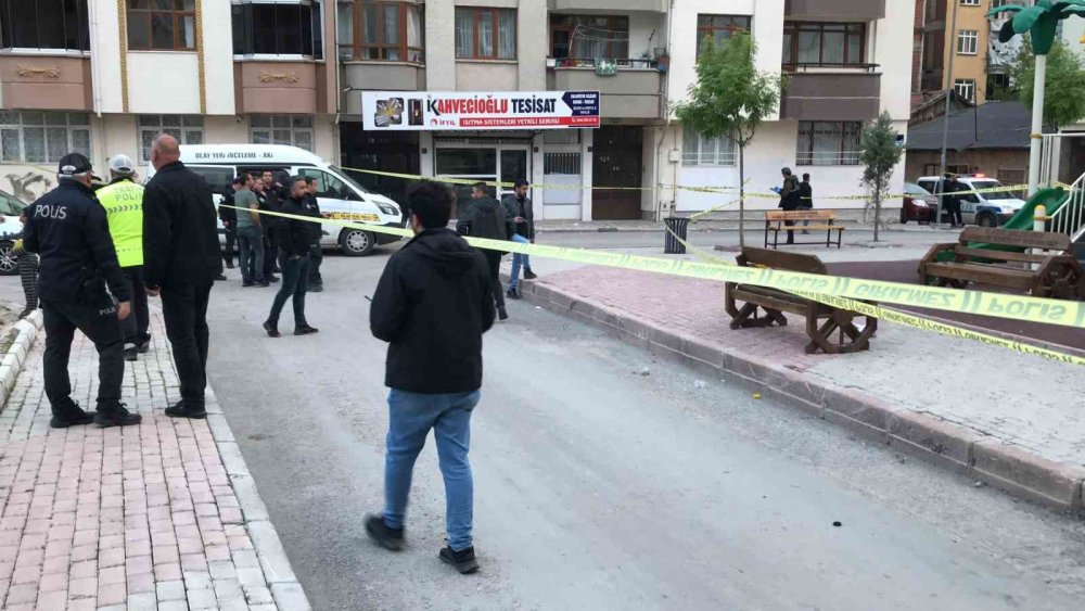 Çocuk oyun parkında pompalı tüfekli saldırı