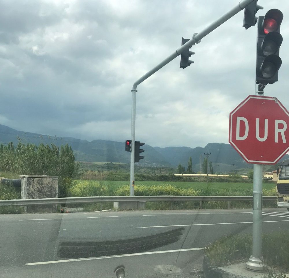 Ölüm kavşağına sinyalizasyon yapıldı