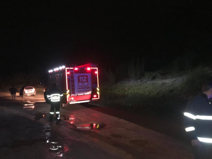 Servis minibüsü sele kapıldı: 6 yaralı